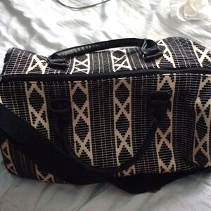 Mossimo black white geometric tote duffle weekender travel bag with strap